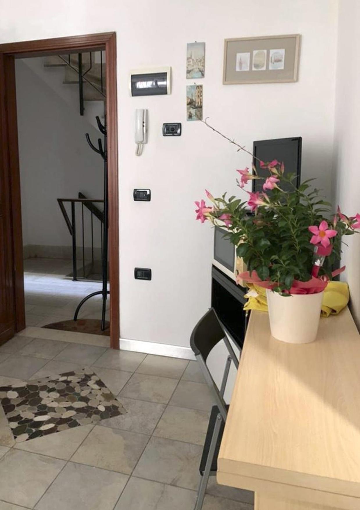 Casa Manuela Non Turisti Ma Ospiti Apartment Chioggia Exterior photo
